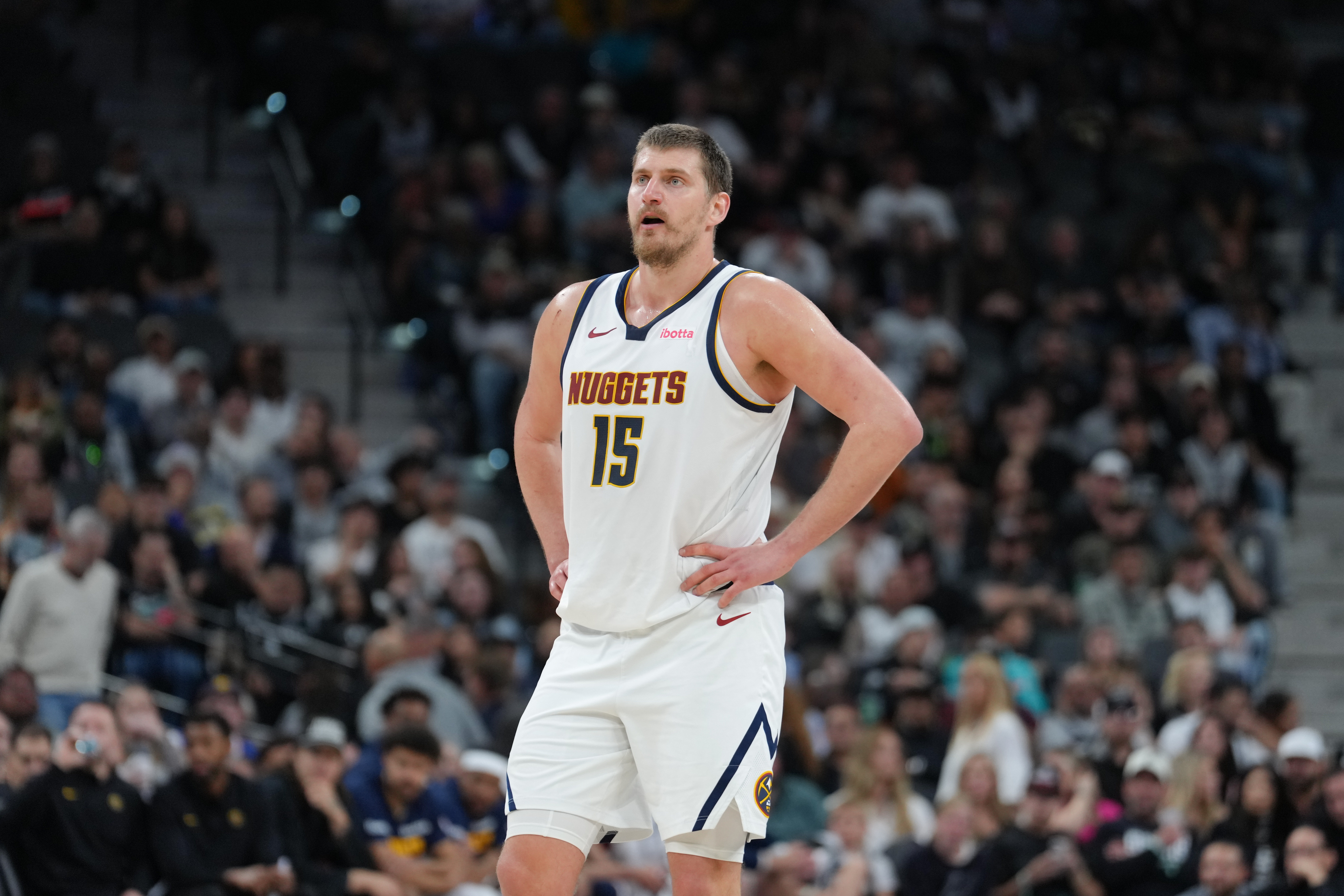 开云体育下载-NBA彩经:二番战火箭复仇湖人 绿军主场小胜勇士 快船擒下鹈鹕