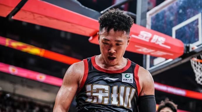 开云APP-广东队新注册大外援，得分王赛季报销；深圳队连续签2名NBA球员