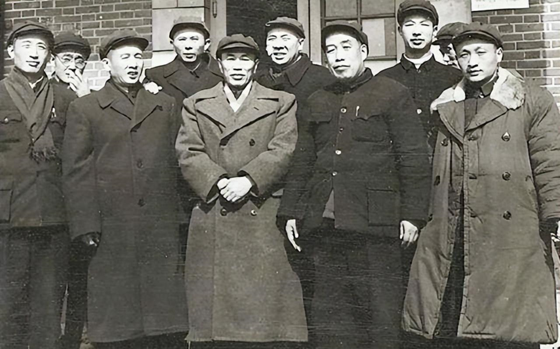 开云-有人说邓华不敢指挥对越自卫反击,邓:不是不敢,恐难保证打胜仗